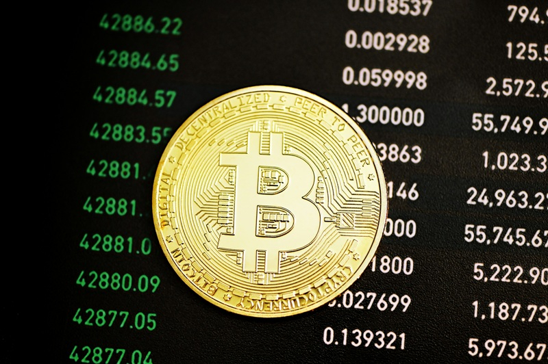 Корейская биржа Bithumb случайно раздала 2000 биткоинов каждому, а не 2000 вон