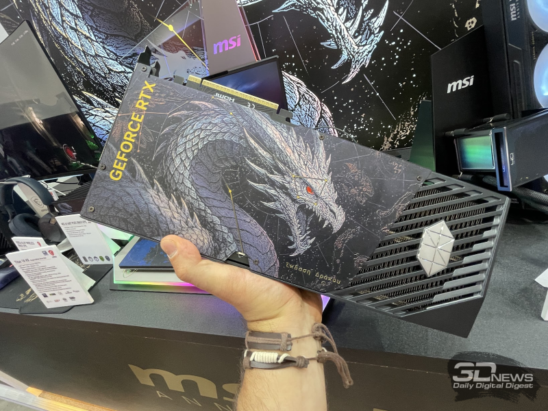 MSI представила GeForce RTX 5080 Suprim в юбилейном варианте Draco Epic с крупным драконом на задней панели