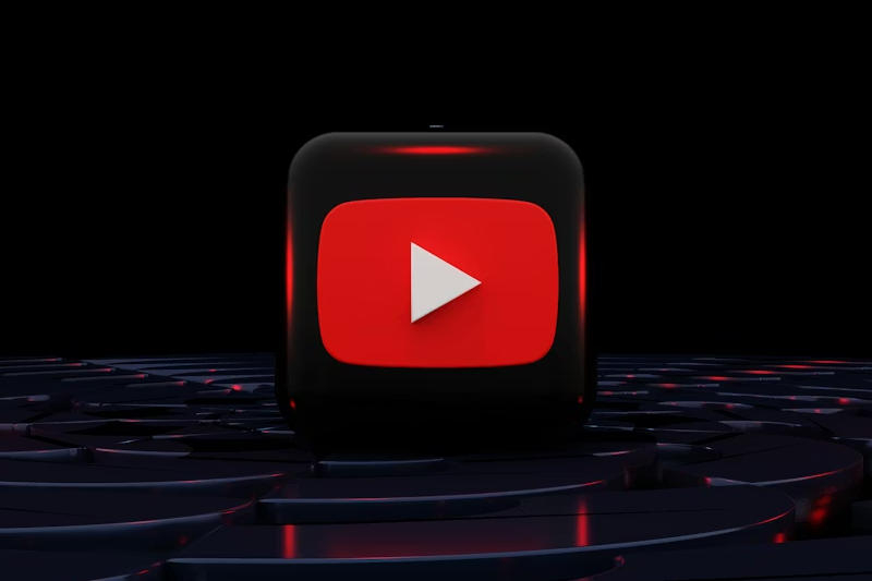 YouTube начал опрашивать зрителей о встречах с ИИ‑бурдой в своих видео