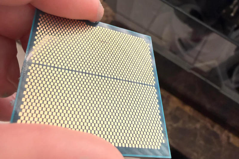 BIOS‑обновление оказалось бесполезным: Ryzen 7 9800X3D продолжает падать на материнских платах ASRock