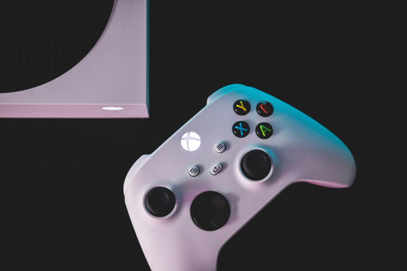 Дефицит микросхем памяти заставил Microsoft пересмотреть сроки выпуска Xbox