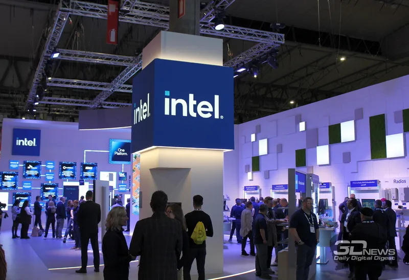 Трамп сообщил, что Apple и Intel заключили соглашение о совместном производстве микрочипов на территории США