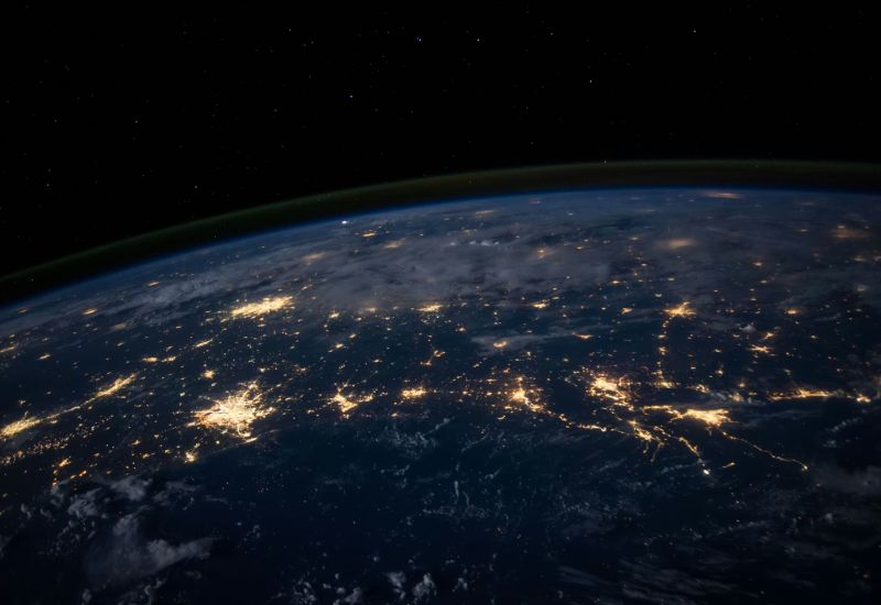 США развернут «ИИ‑миссинджеров» глобально: Трамп стартовал Tech Corps для усиления влияния и ограничения Китая