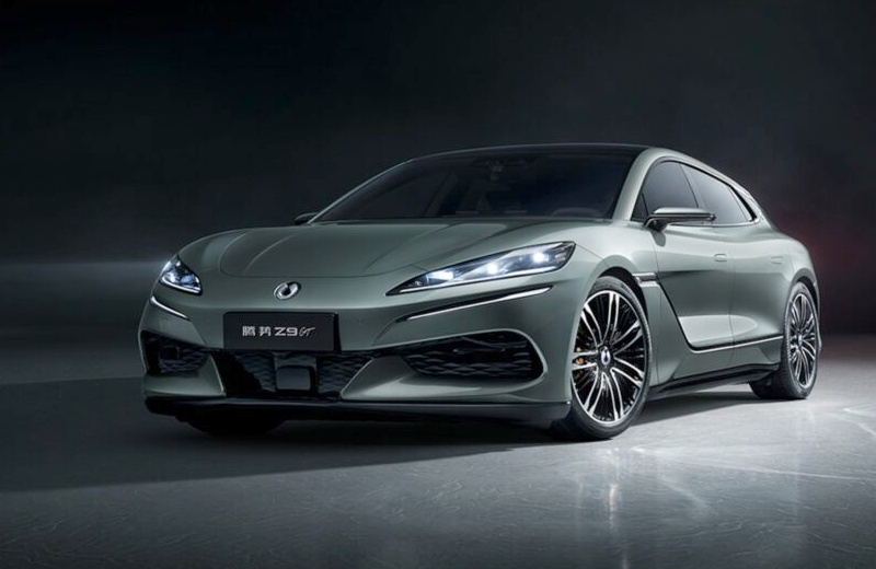 Как быстро зарядиться до полного объёма: BYD представила электромобиль, работающий за 12 минут