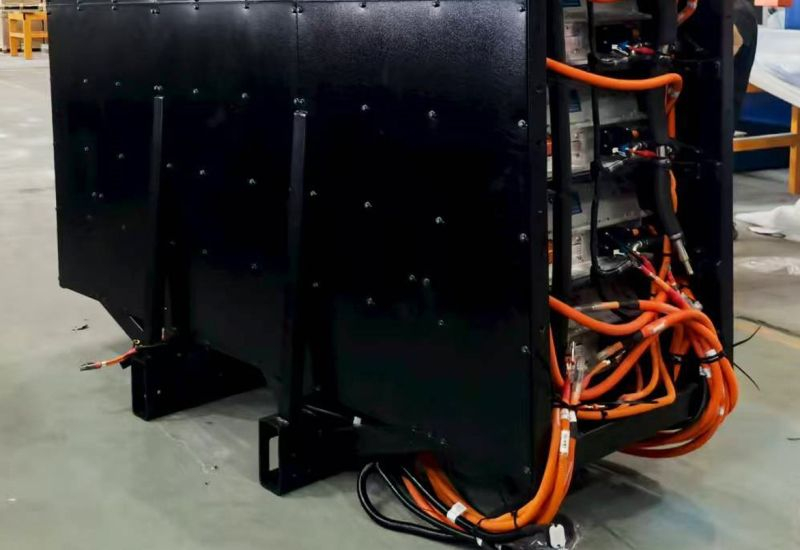 Китай создал натриевую батарею, устойчивую к перегреву до 300 °C