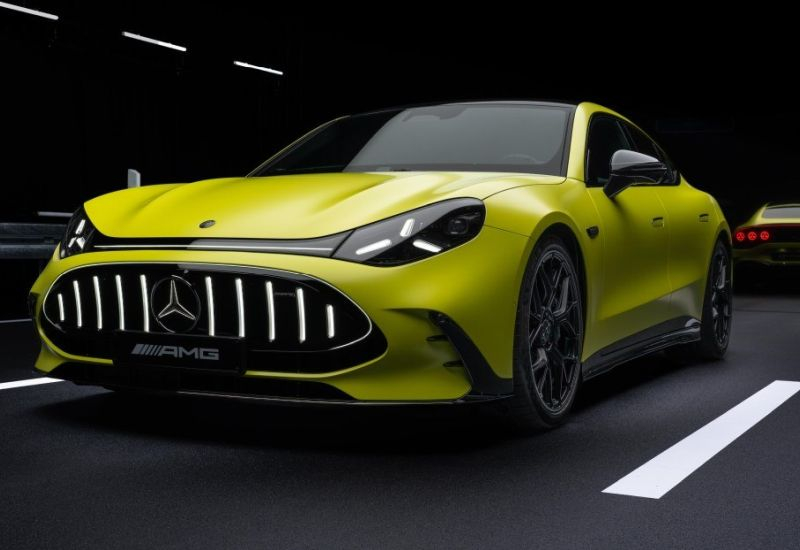 Mercedes‑Benz дебютировала AMG GT – спортивное электрокупе, развившееся до 100 км/ч за две секунды