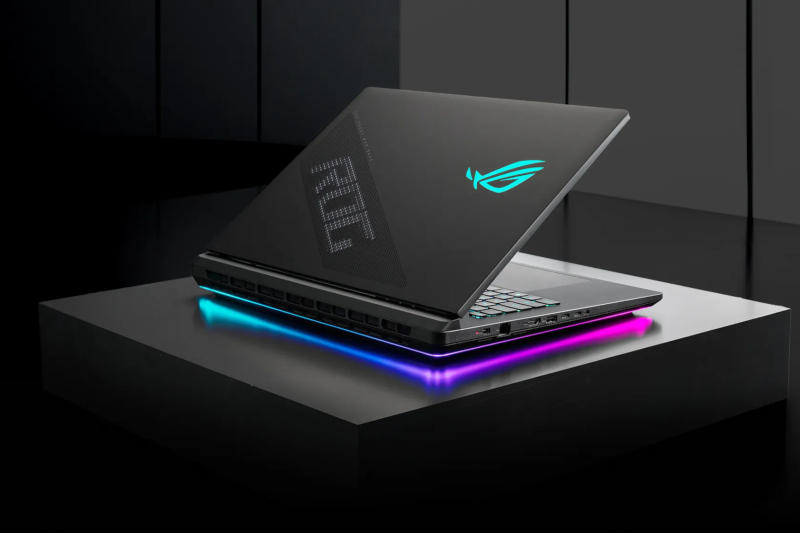 Asus ROG Strix SCAR 18 дебютирует как флагманский игровой ноутбук, потребляющий до 320 Вт