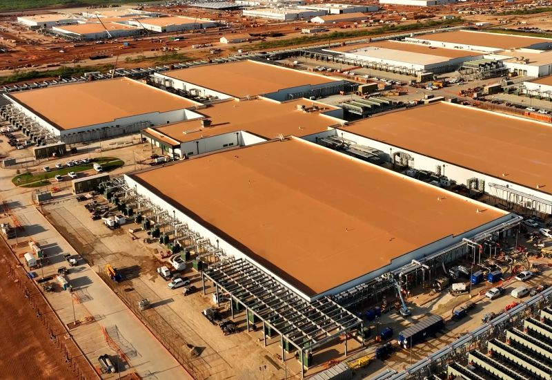 OpenAI сократила строительство дата‑центра, чтобы снизить тревогу инвесторов перед IPO