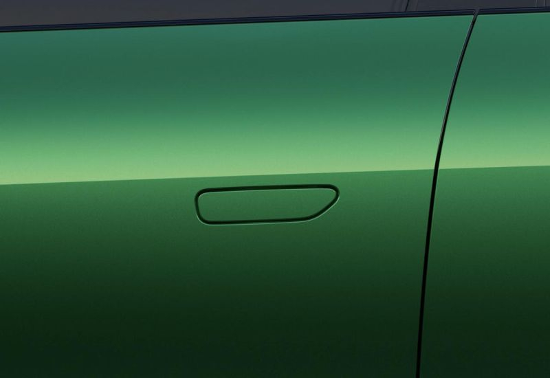 После пожара в Xiaomi SU7 Ultra двери заклинили из‑за неисправных электрозамков, сообщает следствие