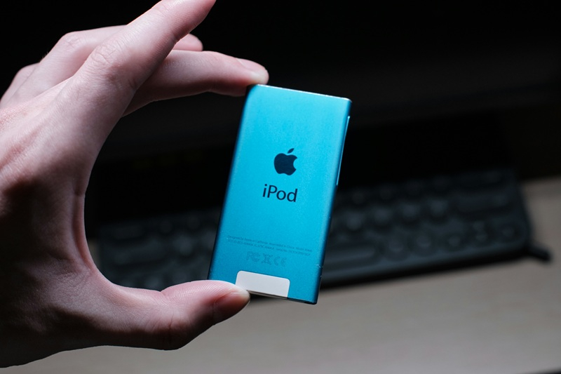 iPod‑плееры снова популярны: продажи выросли на 20–25 % — причины этого роста.