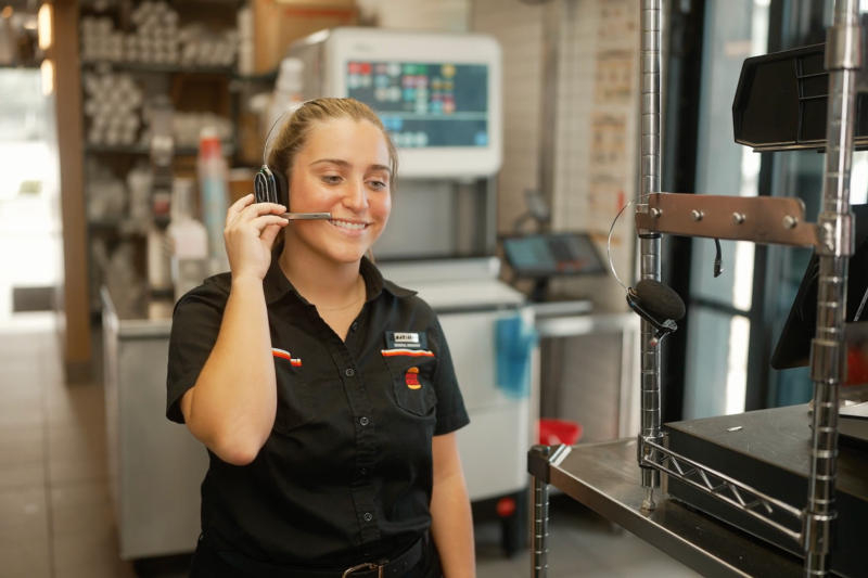 Burger King применит искусственный интеллект для проверки того, произносят ли персонал «пожалуйста» и «спасибо».